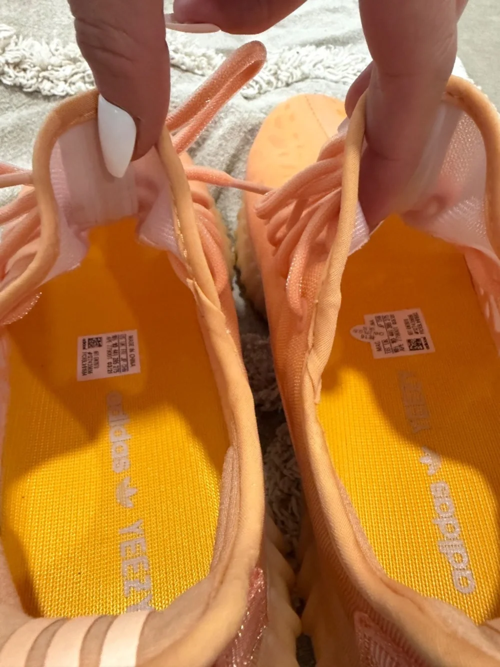 Yeezy Boost 350 V2 Mono Clay SIZE 10.5